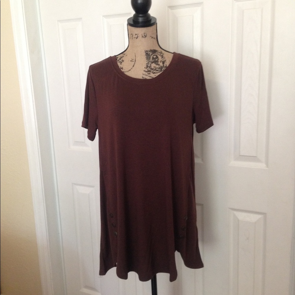 Plus-Short Sleeve Tee with Button Detail